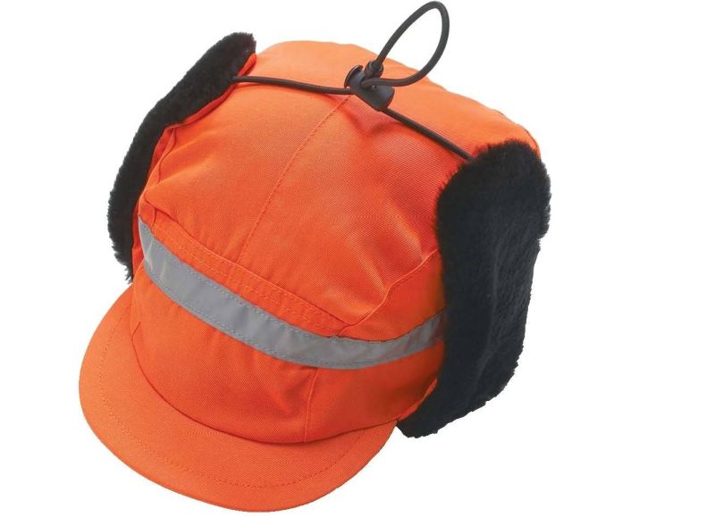 Winterpet oranje met reflectie